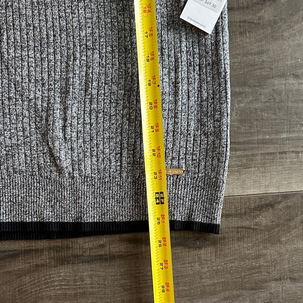 Calvin Klein NWT Gray Turtleneck Sweater - Picture 5 of 5